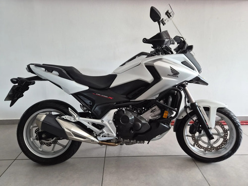 Nc 750 X Nc750x 2018 Excelente Recibo Inferior Tuamoto