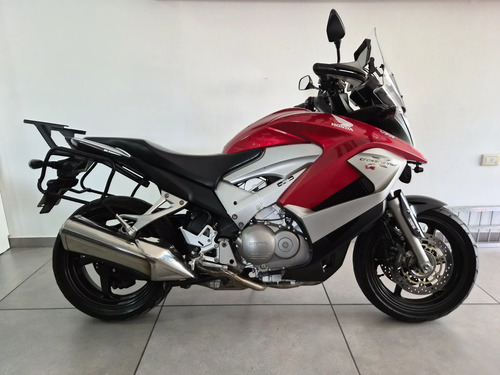 Crossrunner 800 Vfr V4 2011 $ 14.900.000 Tuamoto