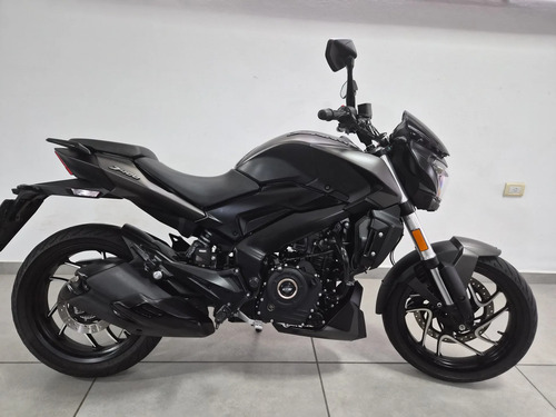 Dominar 400 Bajaj Dominar Rouser $ 5.900.000 Tuamoto