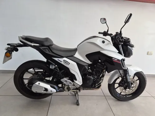 Fz 25 Fz25 Excelente $ 4.900.000 Recibo Inferior Tuamoto